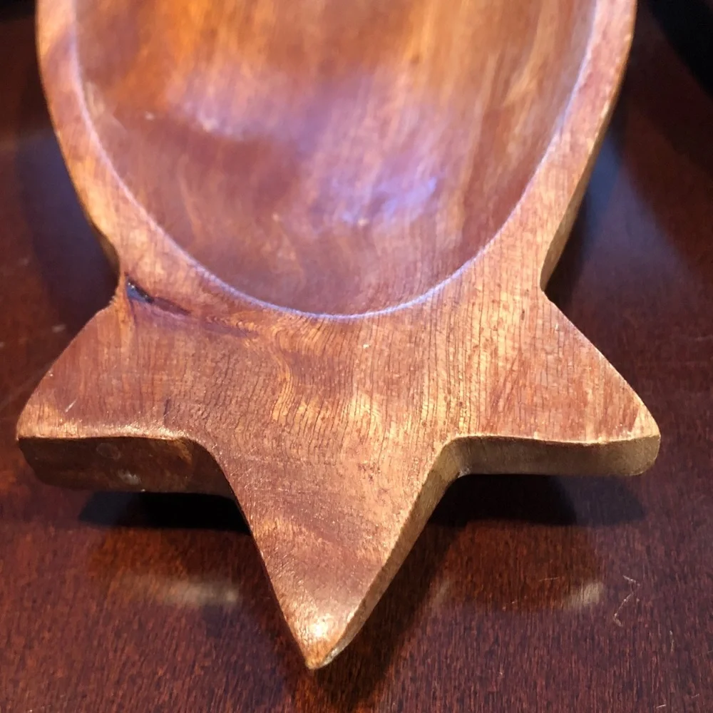 MCM Wooden Pineapple-Shaped Serving Bowls set of 3 - Picture 16 of 16